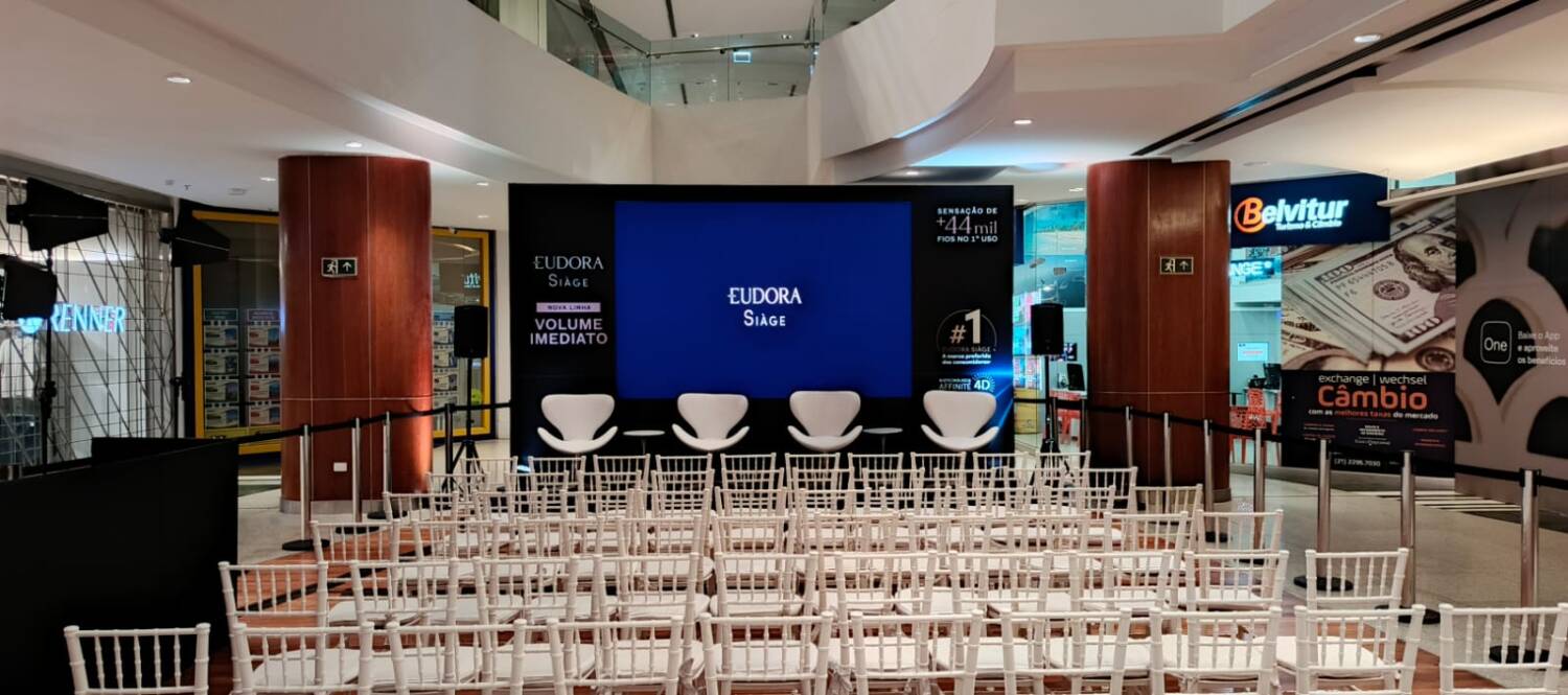 Locação de Painel de LED P2 em evento corporativo da Eudora no Rio de Janeiro