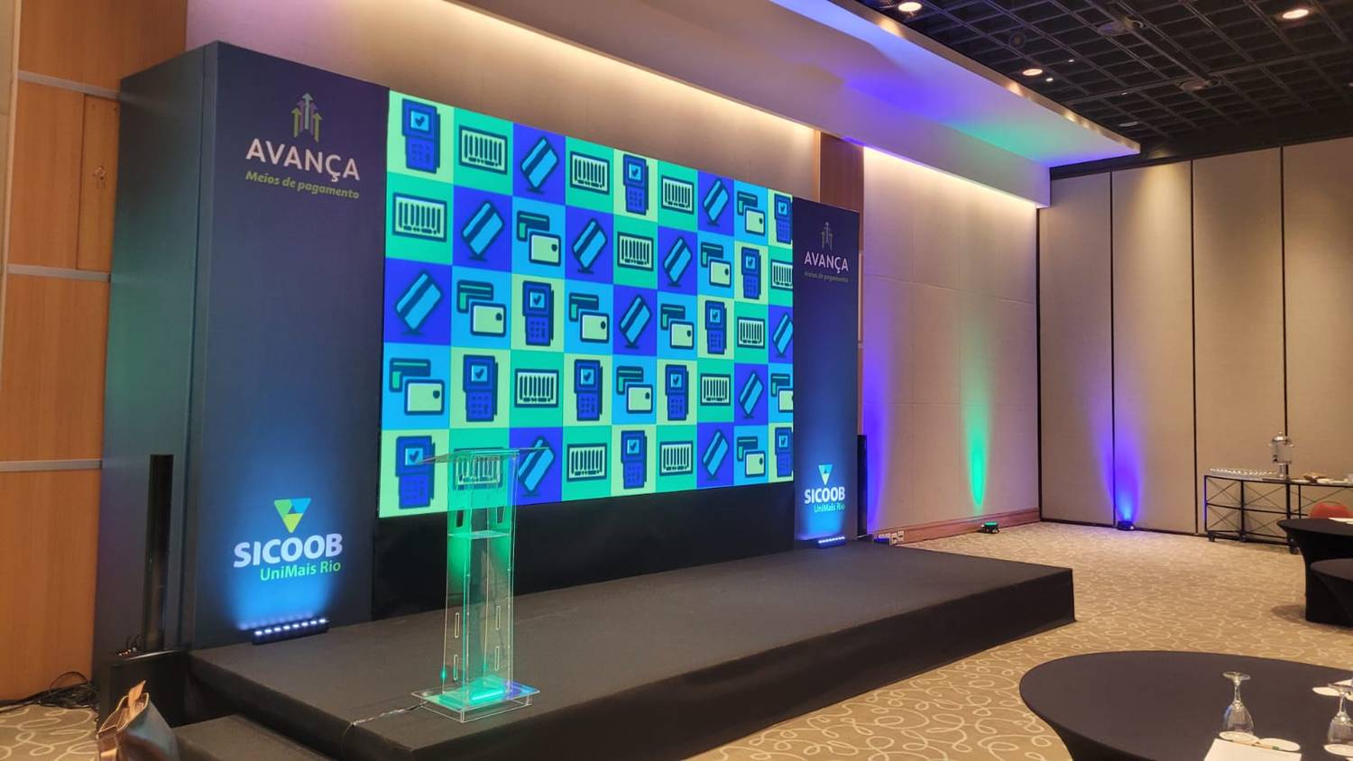 Painel de led, áudio e iluminação para evento no Rio de Janeiro